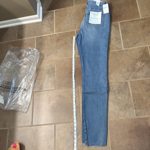 Good American Blue Jeans size 12 blue655 nwt - Picture 4 of 5
